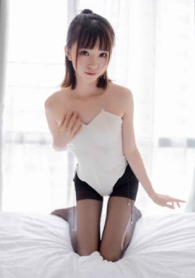 宝贝乖女你的奶真大水手机视频