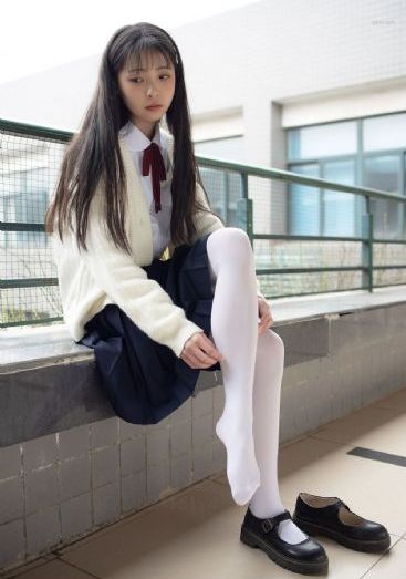 女大学生撞脸孙颖莎被求合影